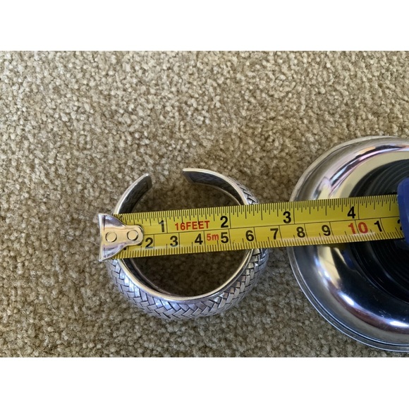 Silver Bangle (5) - Yang Lay Designer - Picture 6 of 7